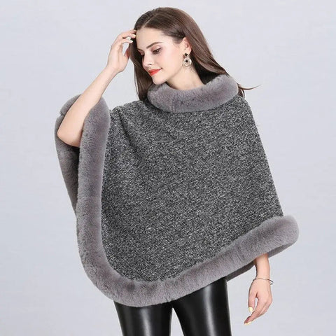 Poncho Noir Col Fausse Fourrure