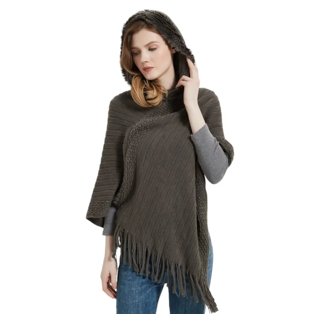 Poncho tricot femme à capuche