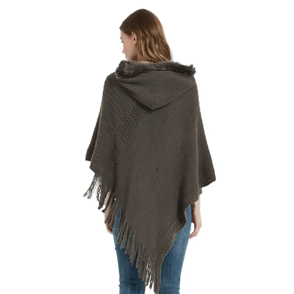 Poncho tricot femme à capuche