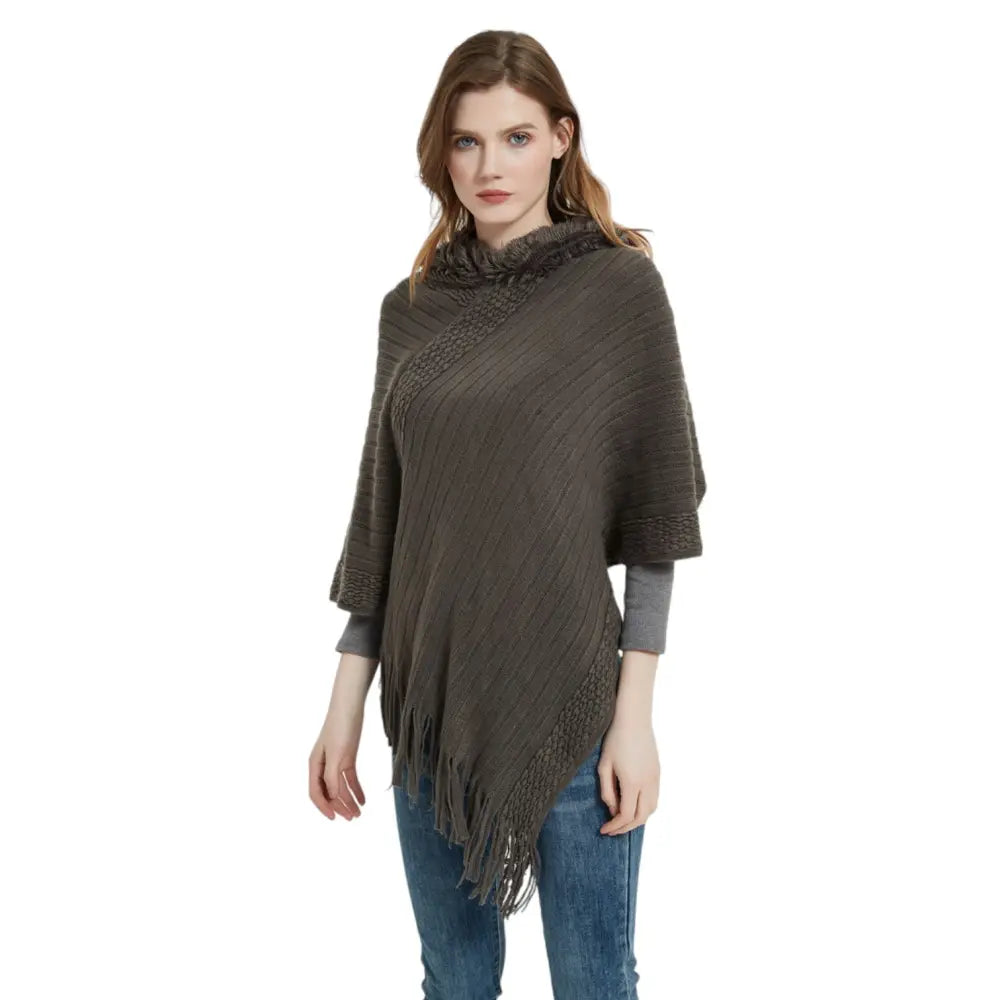 Poncho tricot femme à capuche